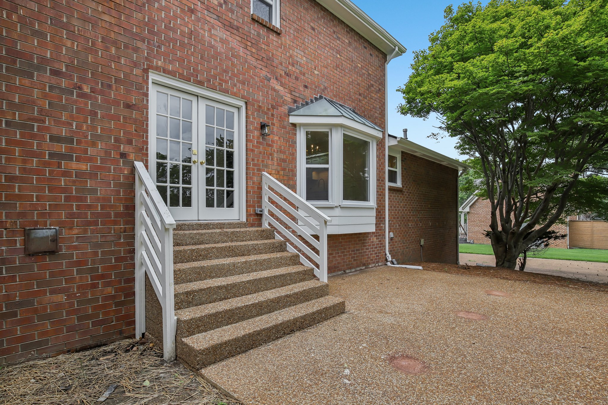 Shawnee Dr-S1407-096.jpg