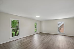 Shawnee Dr-S1407-036.jpg