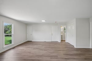 Shawnee Dr-S1407-041.jpg