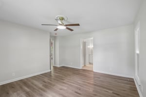 Shawnee Dr-S1407-050.jpg