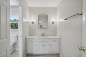 Shawnee Dr-S1407-073.jpg
