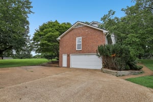 Shawnee Dr-S1407-087.jpg