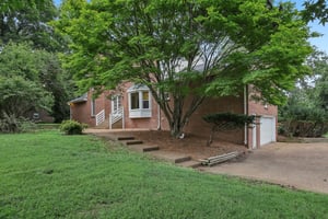 Shawnee Dr-S1407-089.jpg
