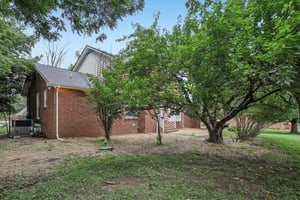 Shawnee Dr-S1407-092.jpg