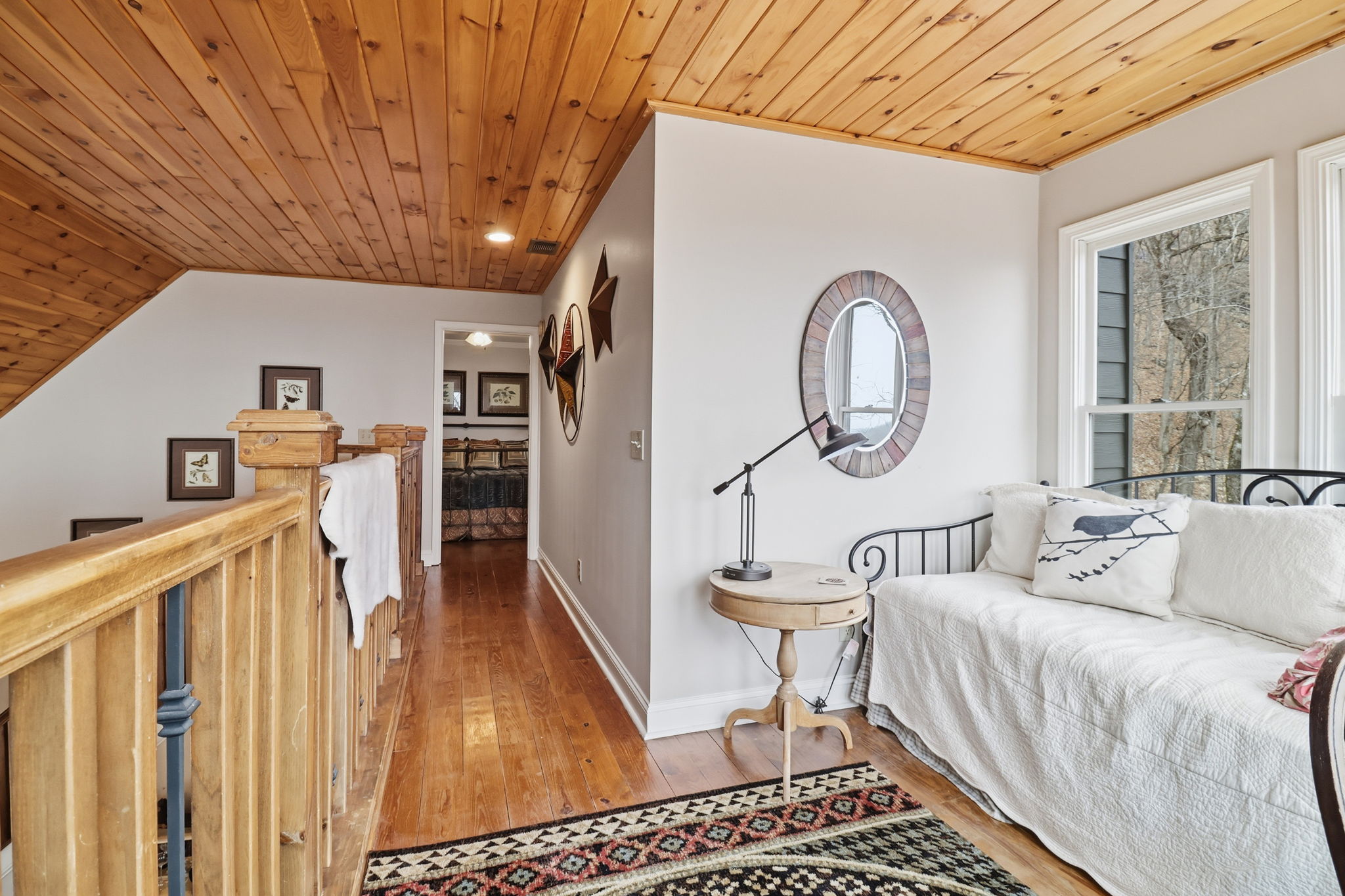 Upper level loft