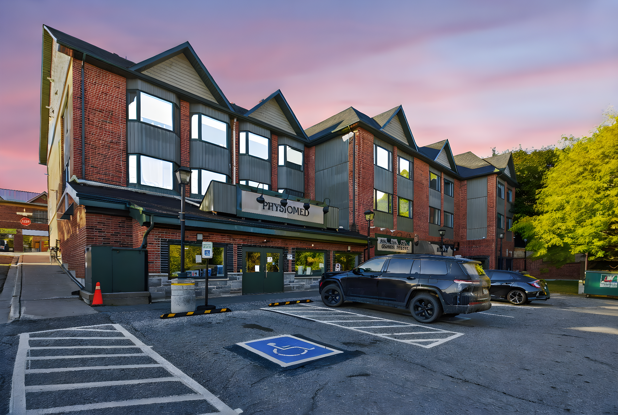 106 Victoria Street W_100 day to dusk.jpeg