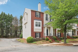 Weatherstone Square Dr-1505-003.jpg