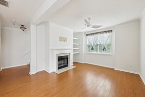 Weatherstone Square Dr-1505-010.jpg