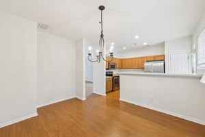 Weatherstone Square Dr-1505-014.jpg