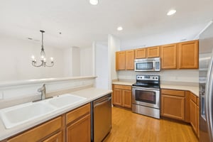Weatherstone Square Dr-1505-018.jpg