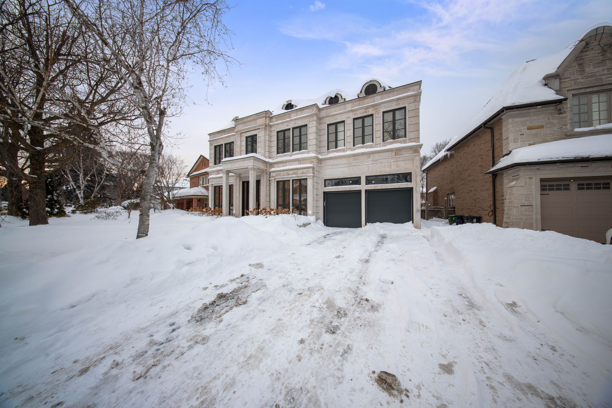 106 Yorkminster Rd Toronto, ON M2P 1M6