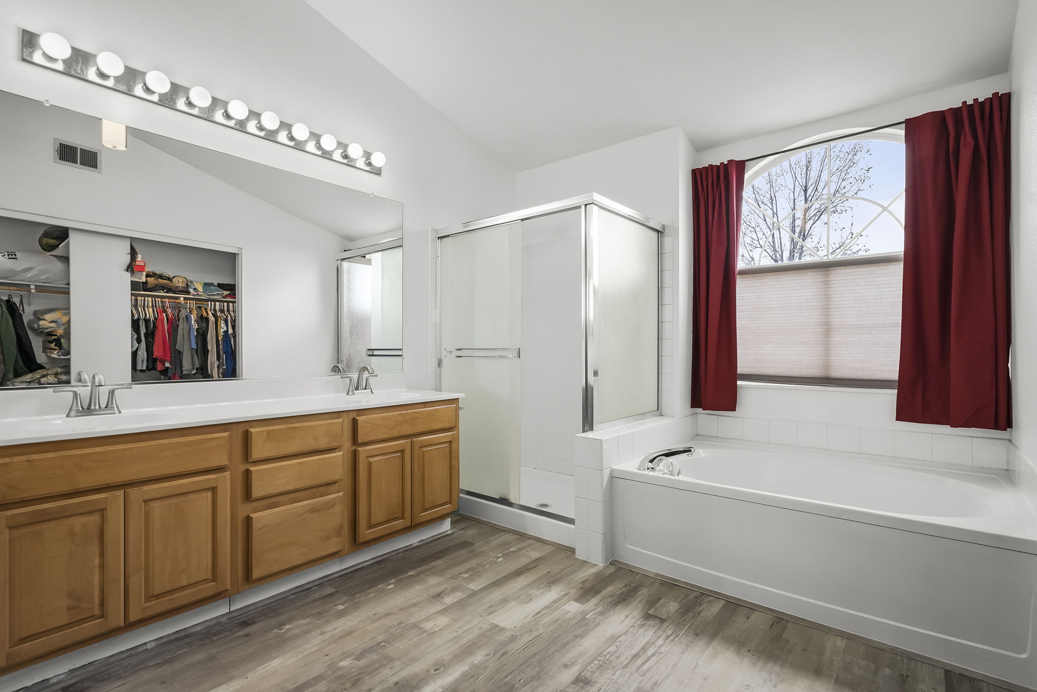 1060 Country Ridge Drive, Sparks, NV. 89434 | In1View Media