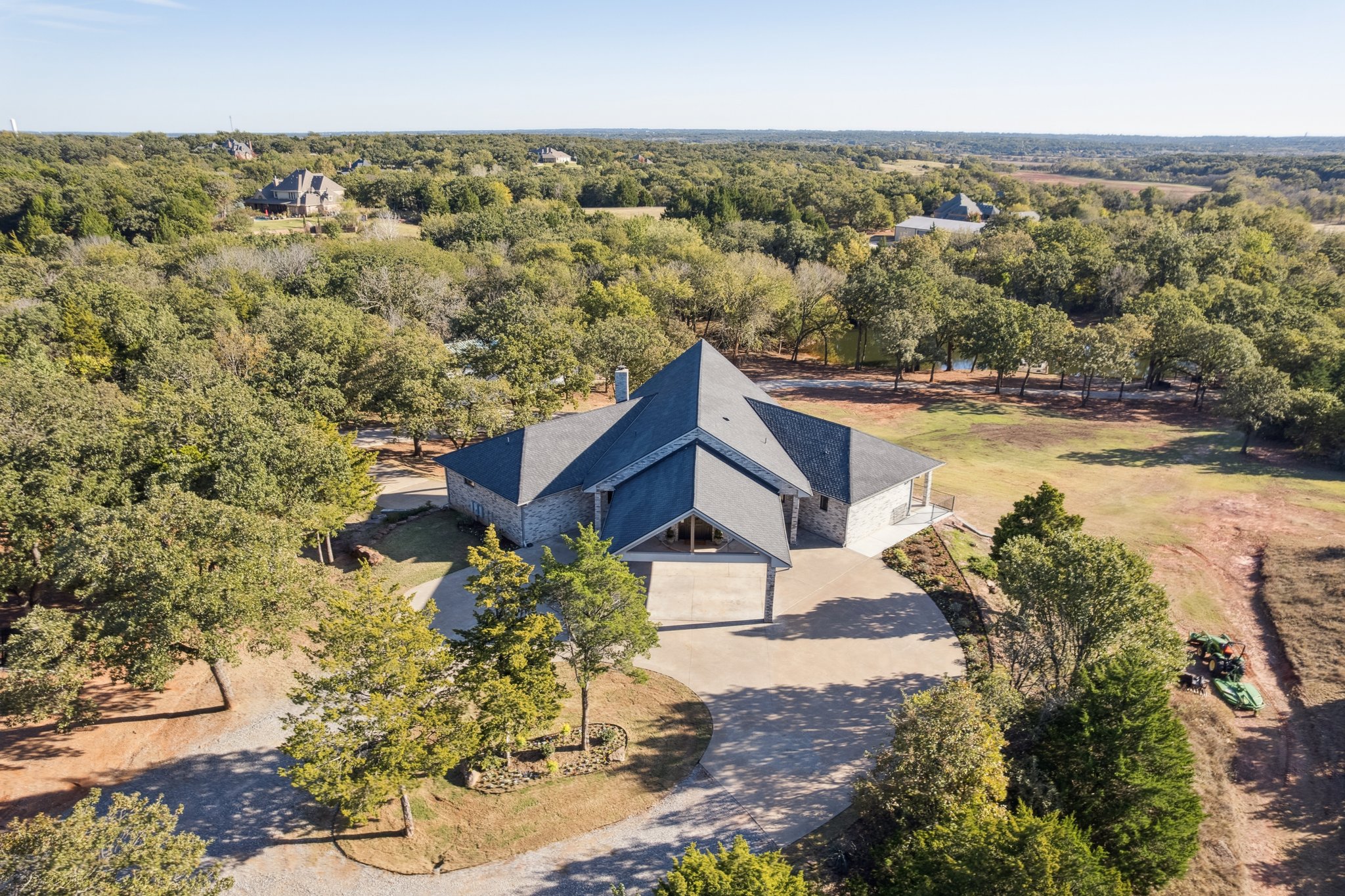 10600 E Covell Rd_004.jpg