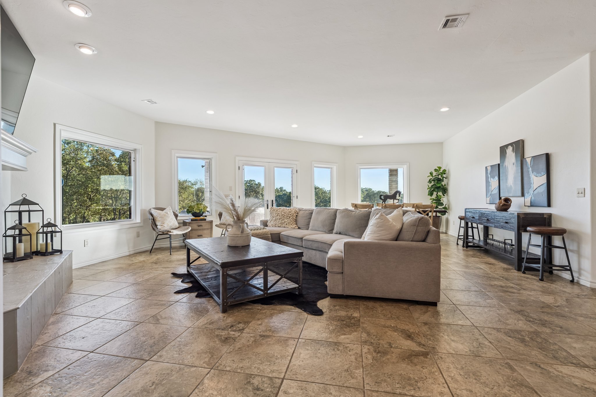 10600 E Covell Rd_013.jpg