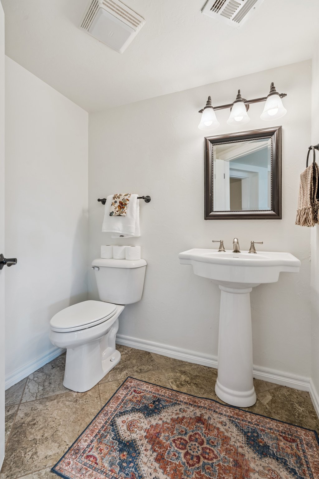 10600 E Covell Rd_061.jpg