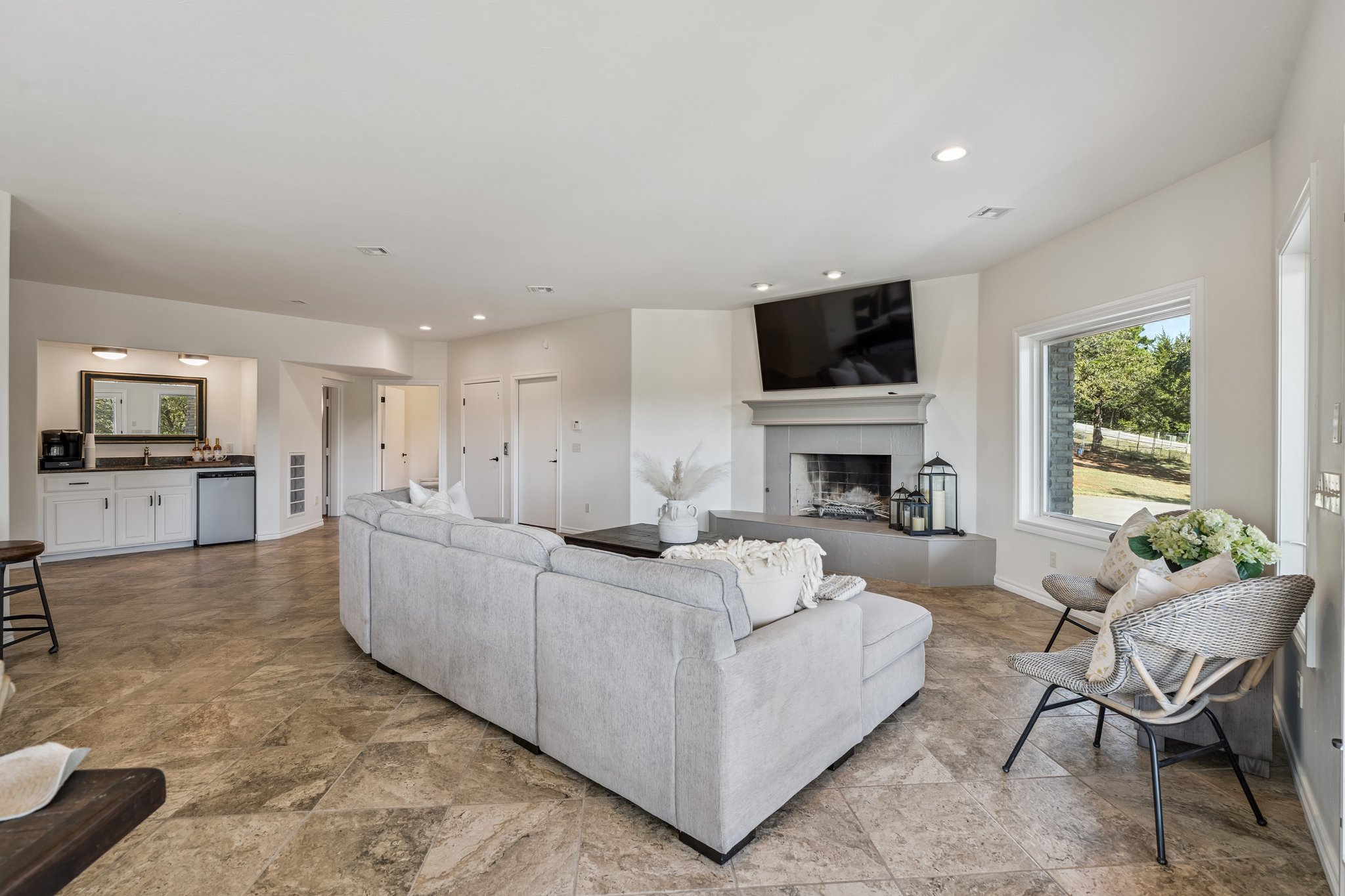 10600 E Covell Rd_012 (2).jpg