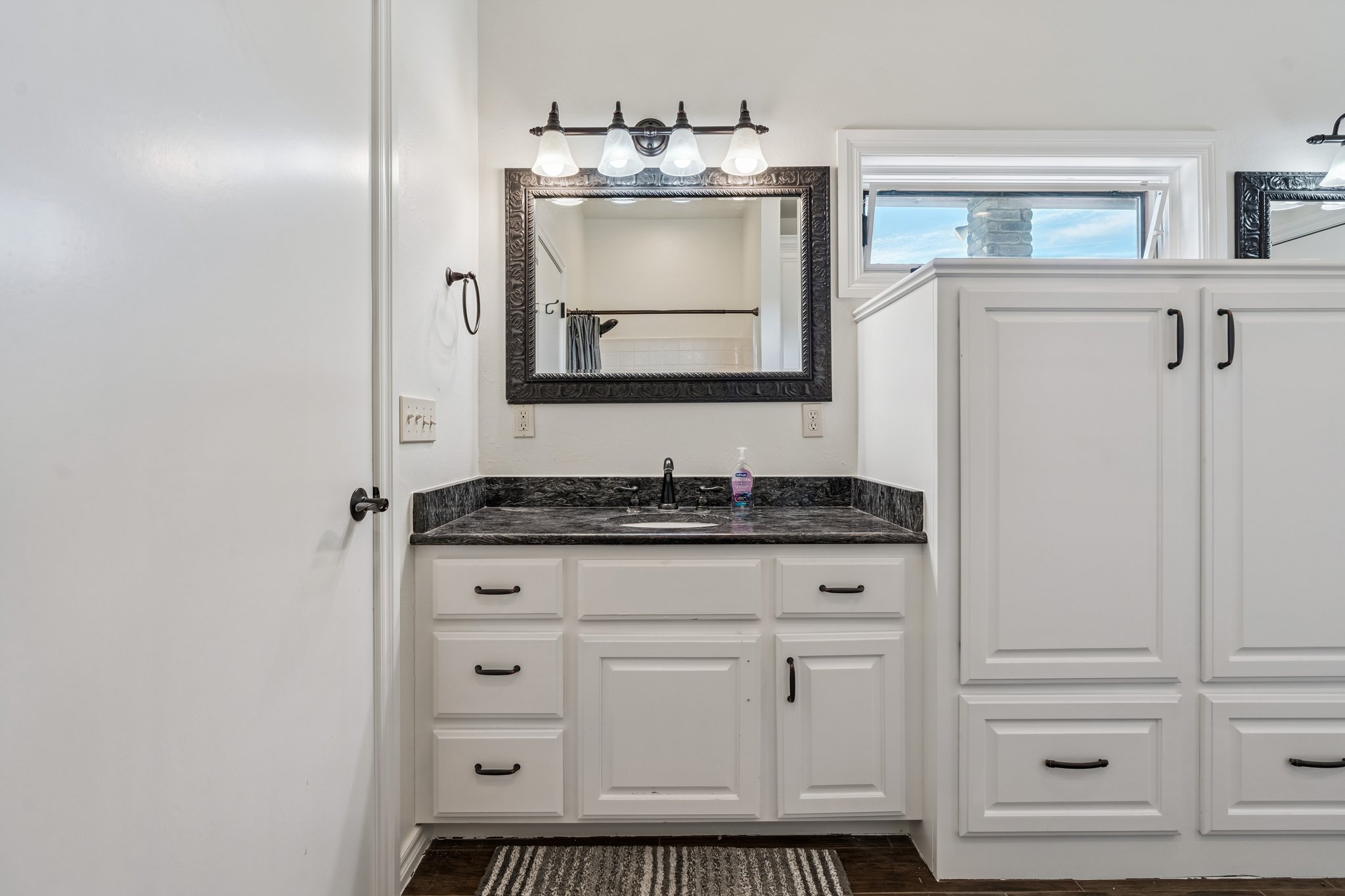 10600 E Covell Rd_023 (2).jpg