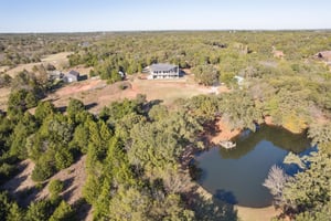 10600 E Covell Rd_003.jpg