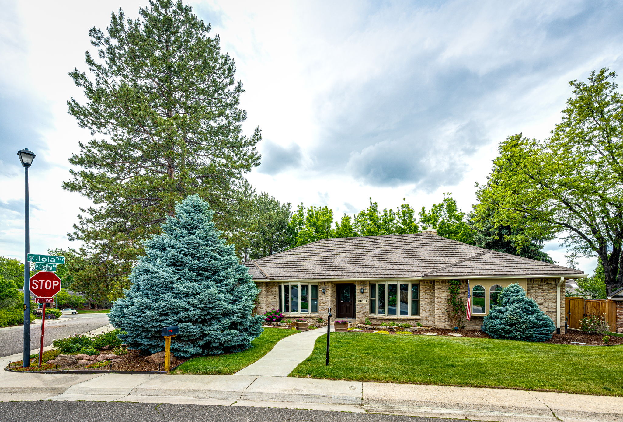 Corner Lot w Mature Landscaping