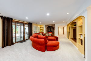 Family Room/Media Room w Fireplace & Patio Access