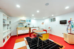 Art Room w Sink & Ample Storage