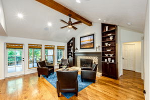 Stunning Great Room w Deck Access