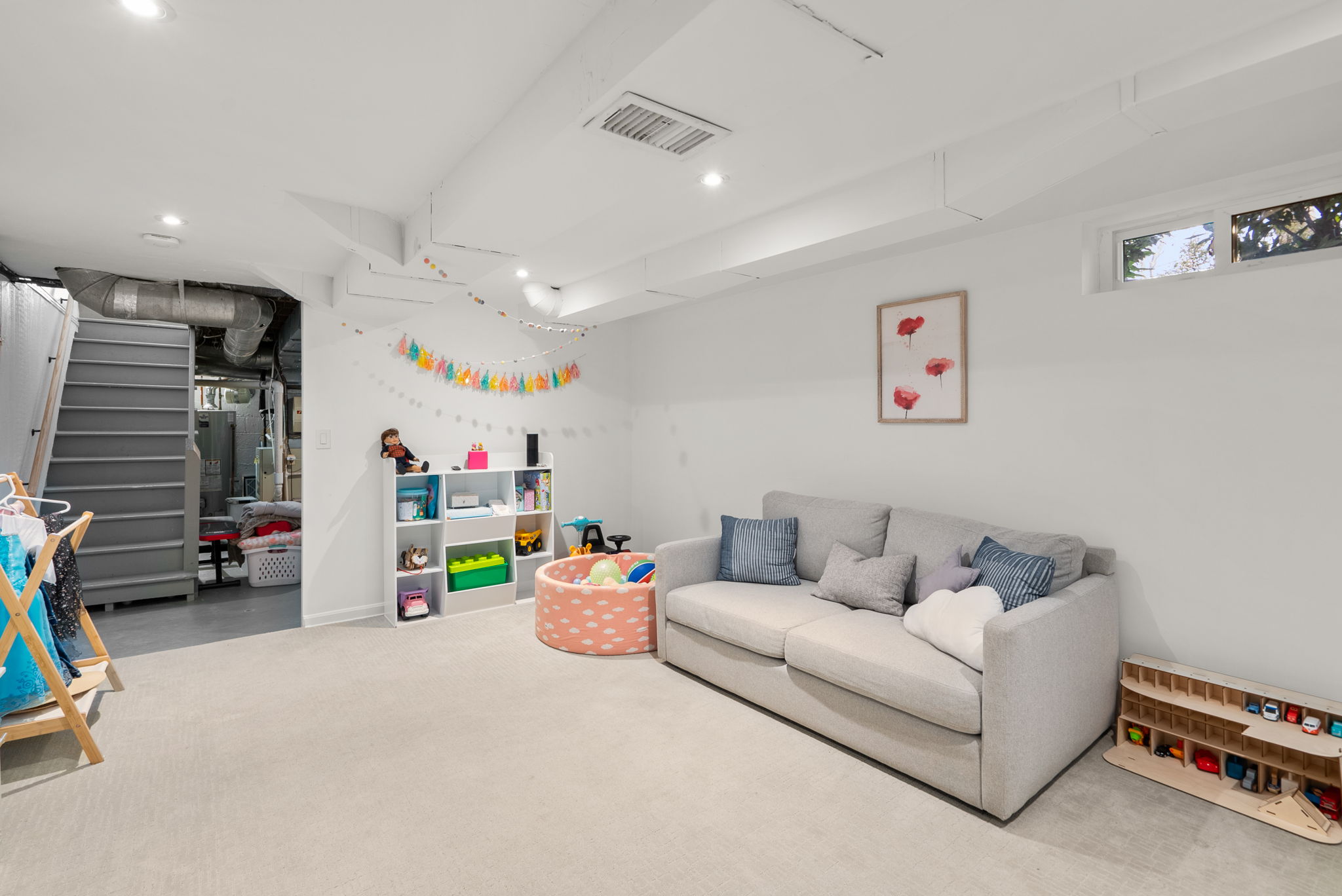 33. 10604 Lorain Ave