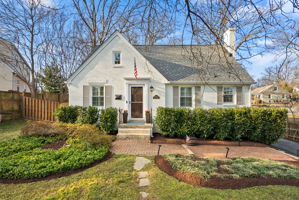 01. 10604 Lorain Ave