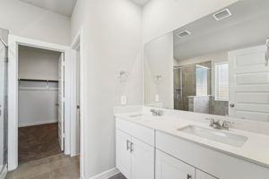 Houston - Central Park Square - 10605 Discovery Ln, Texas City, TX 77591 - 021