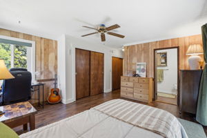 016_F8_10607 River Rd