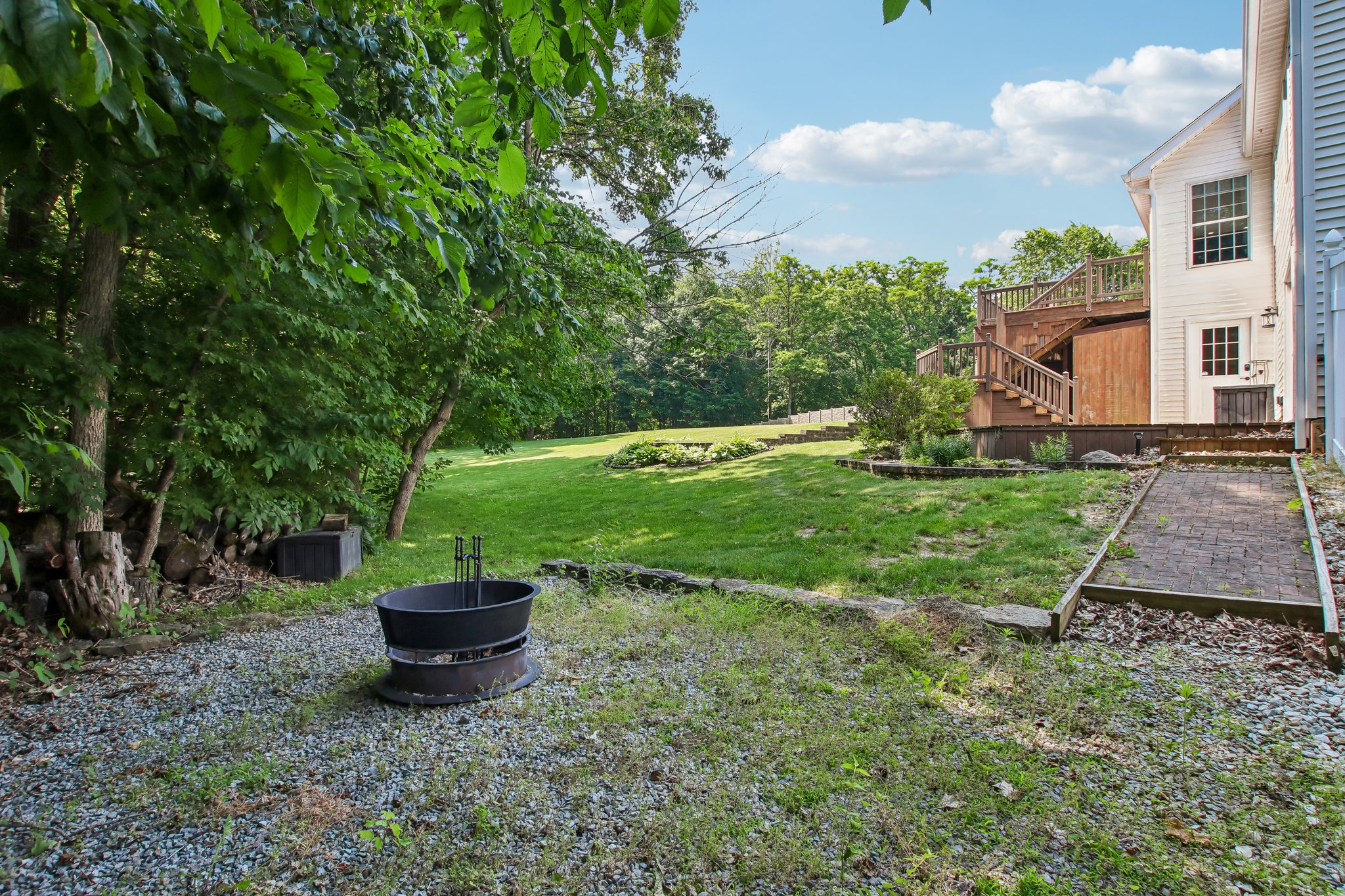 W Cedar Ln-S0706-052.jpg