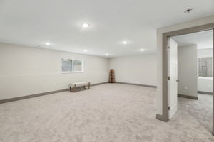  Photo 36