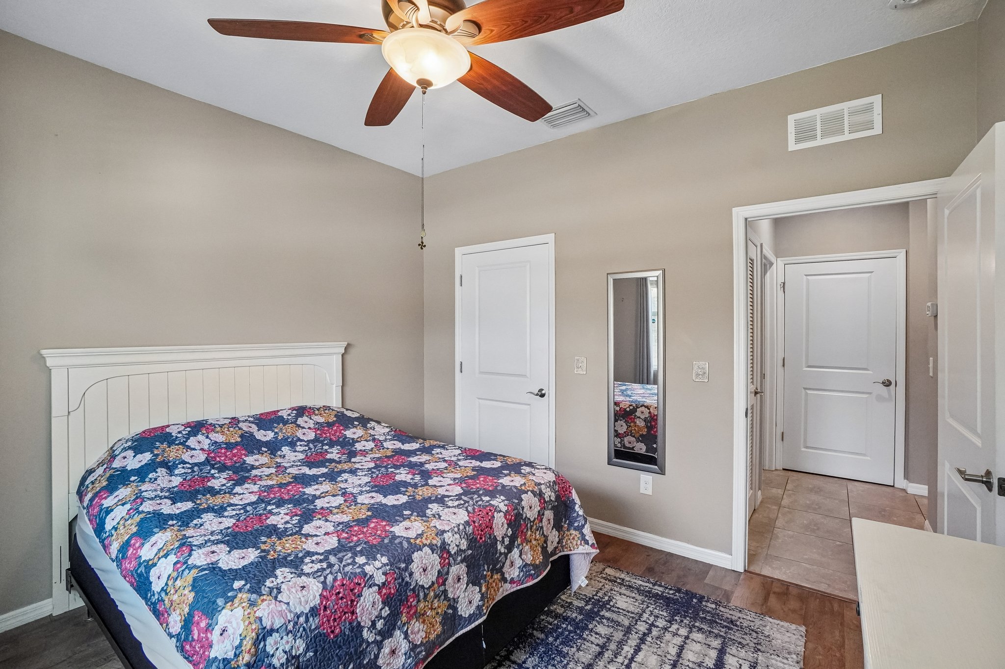 Scenic Hollow Dr-S2904-019.jpg