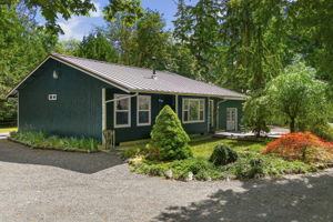  Photo 0