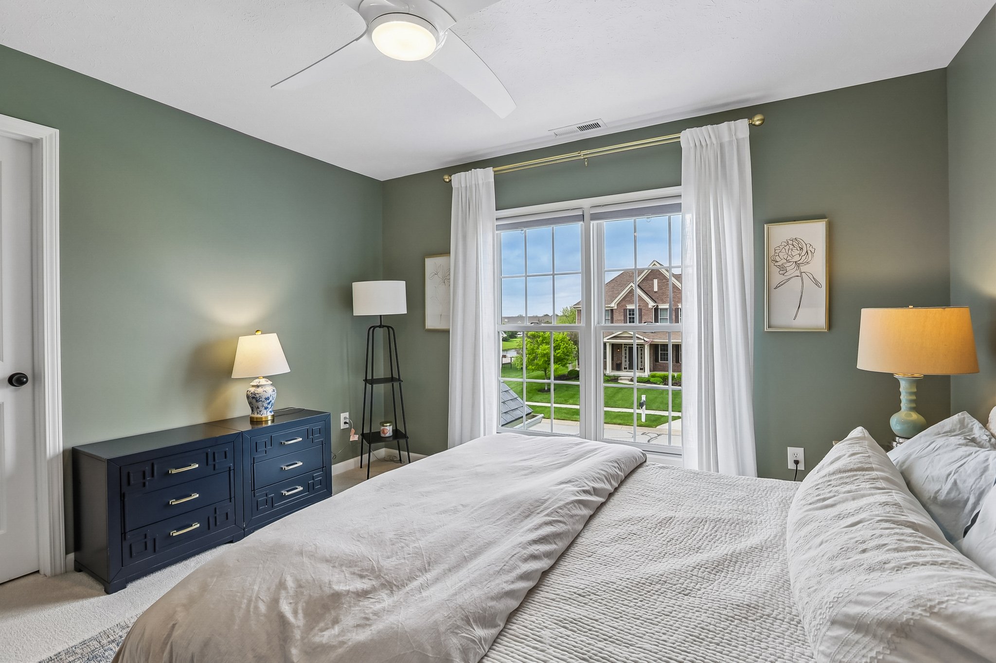 Palomar Dr-S2904-040.jpg