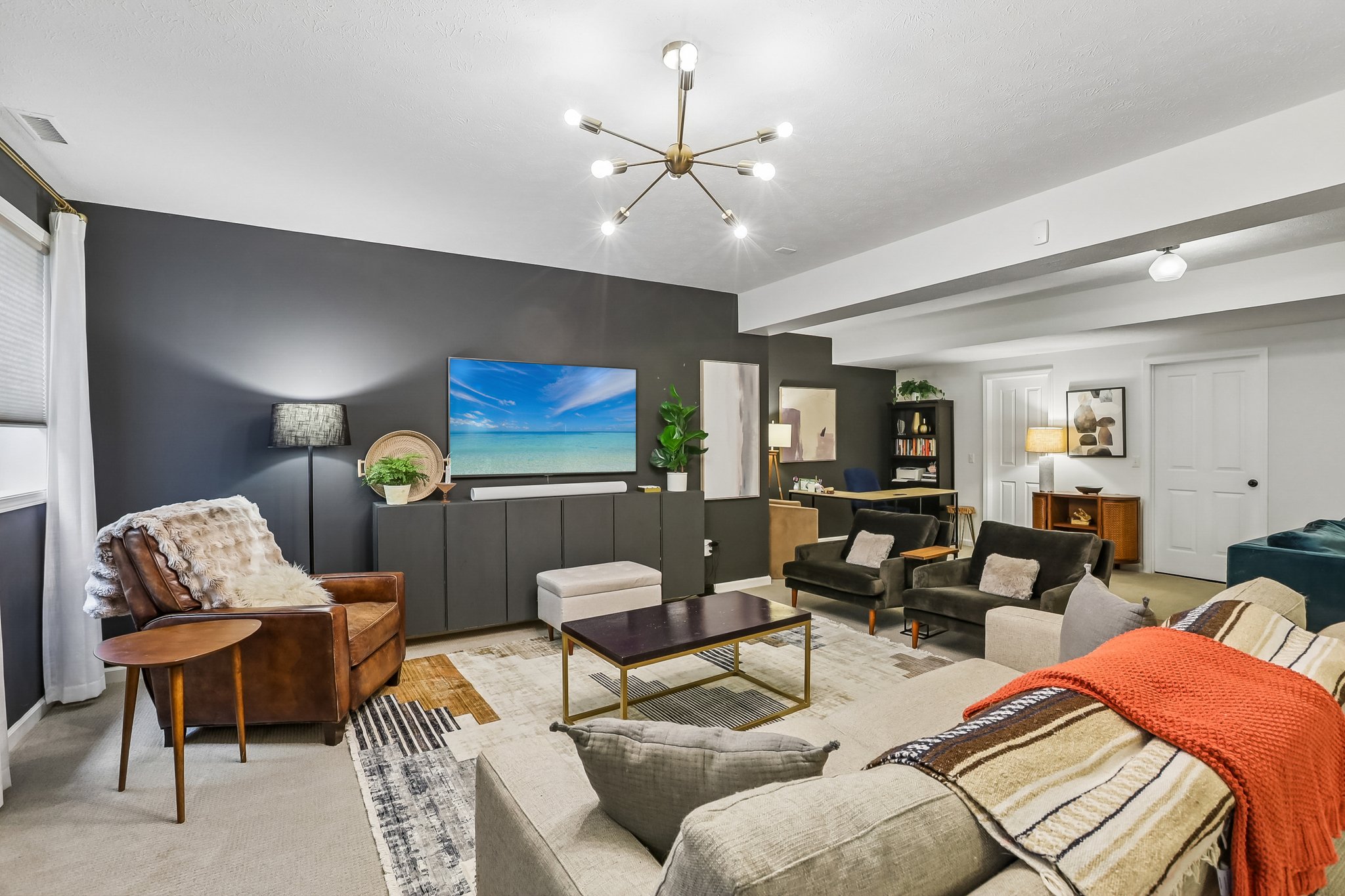 Palomar Dr-S2904-056.jpg