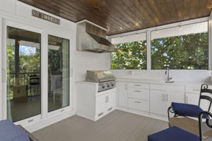 Outdoor Kitchen Grill