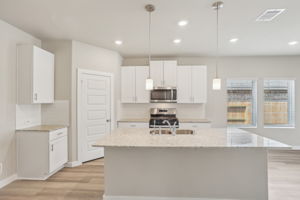 Houston - Central Park Square - 10622 Discovery Ln, Texas City, TX 77591 - 010