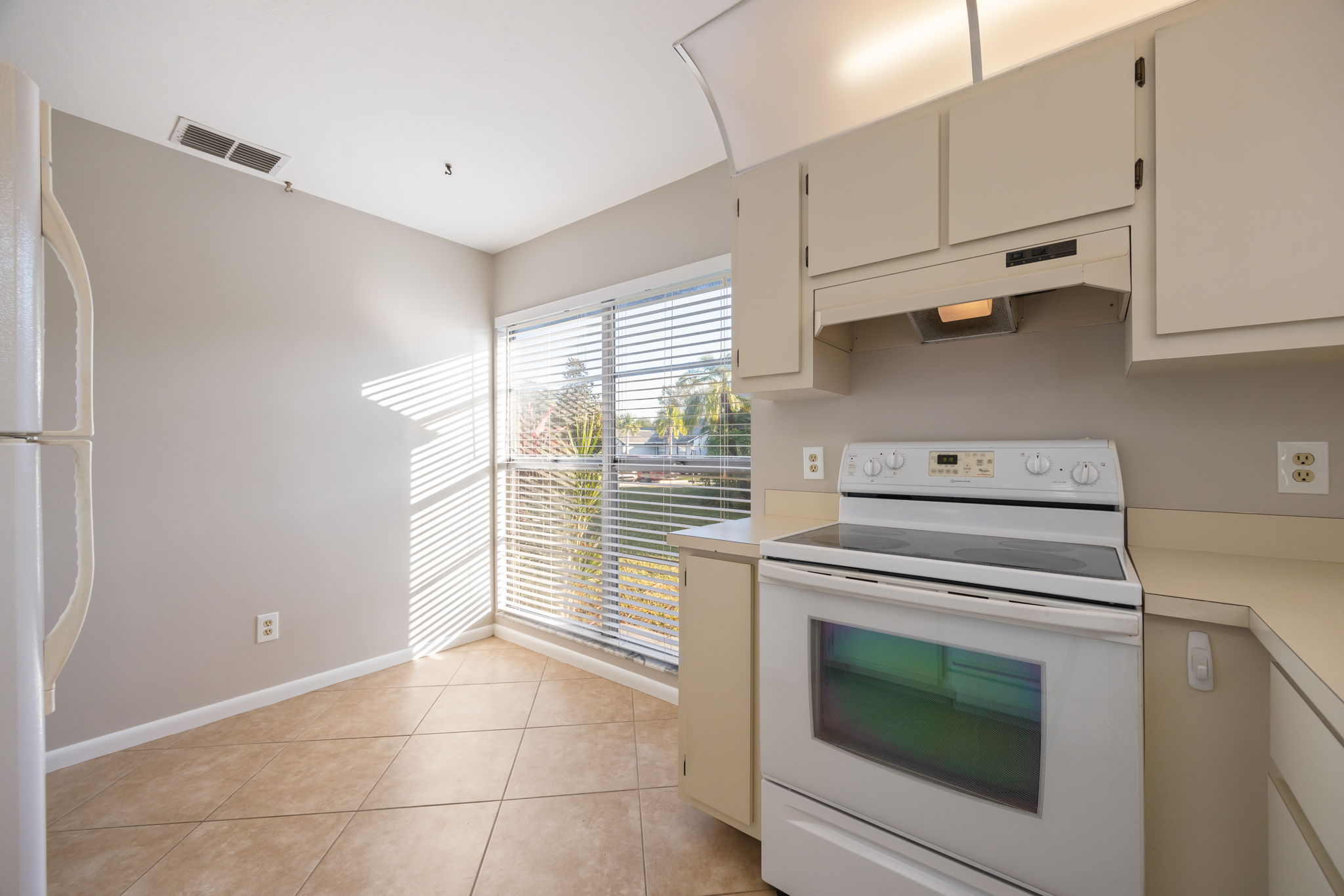 Kitchen/Breakfast Area