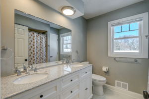 Upstairs - Full Bath