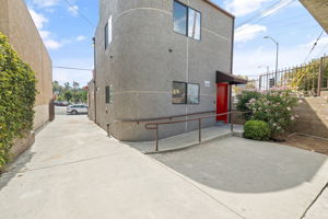  Photo 47