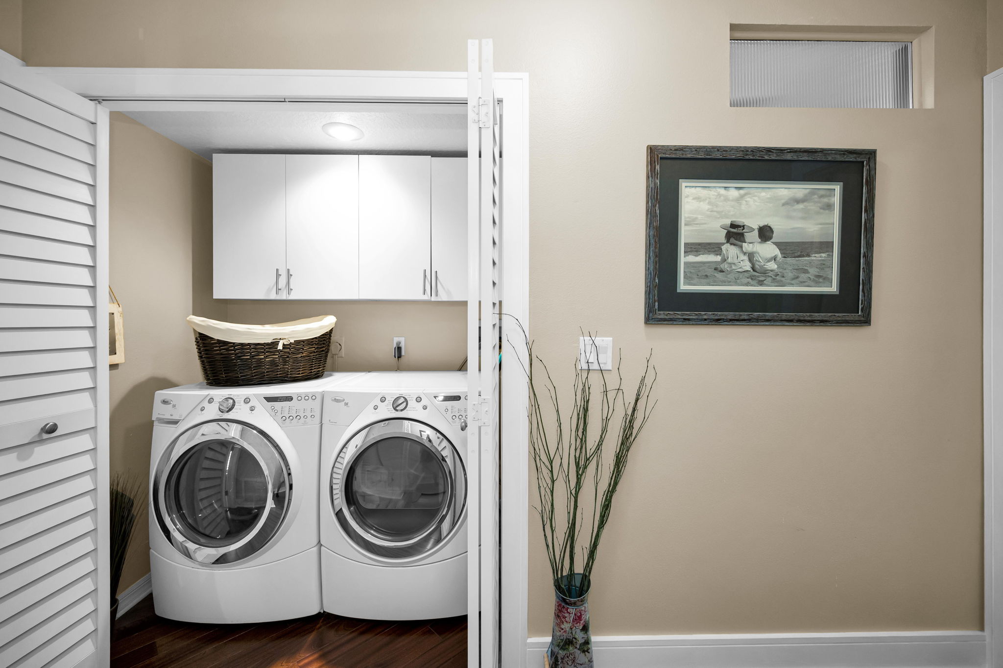 Upper Level Laundry1a