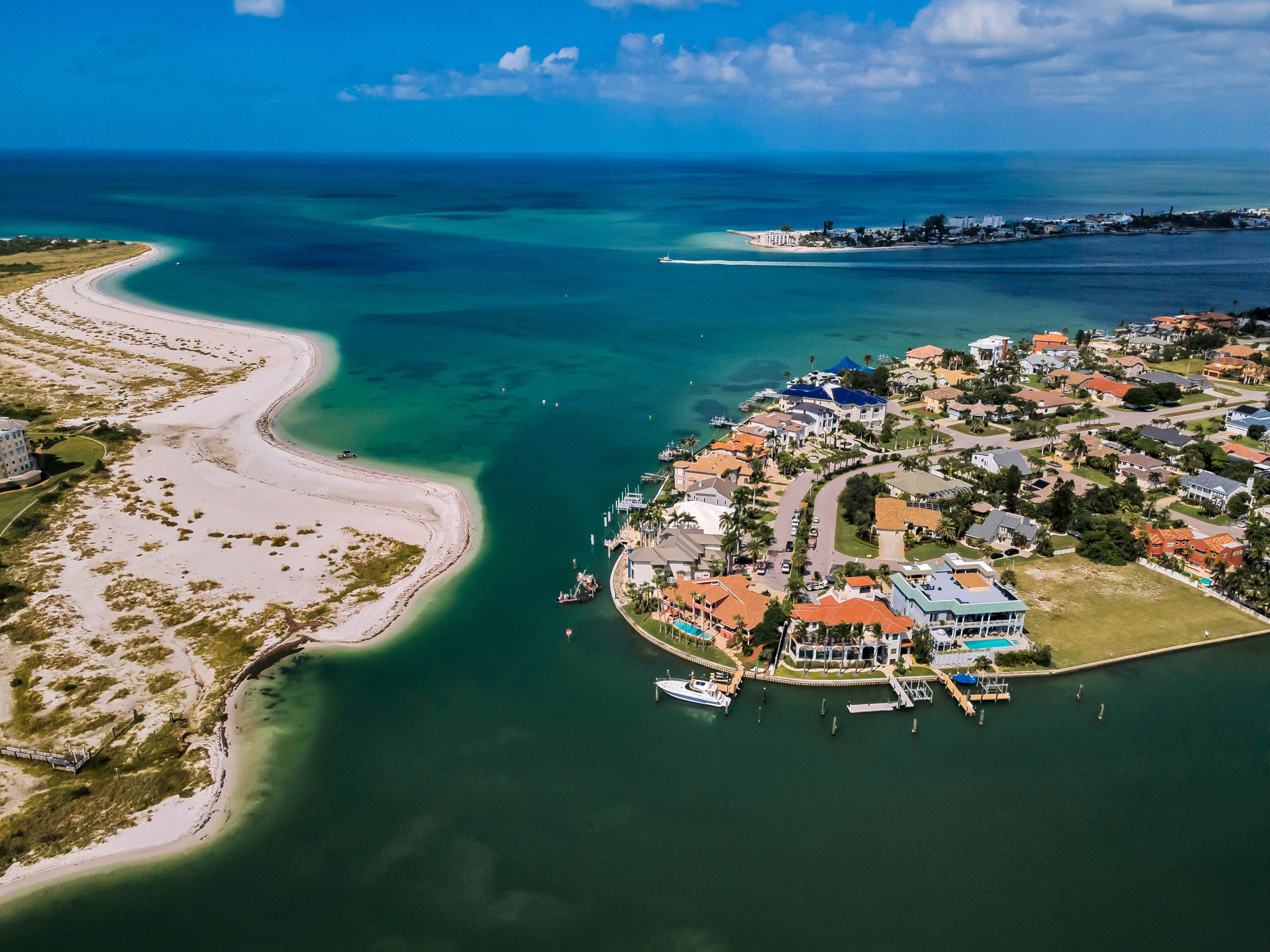 Rear Exterior2 Water View