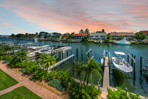 Living Room Balcony2 View