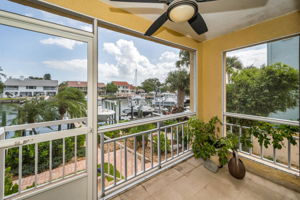 Lower Level Bonus Room Lanai5