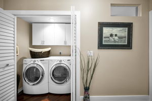 Upper Level Laundry1a