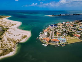 Rear Exterior2 Water View