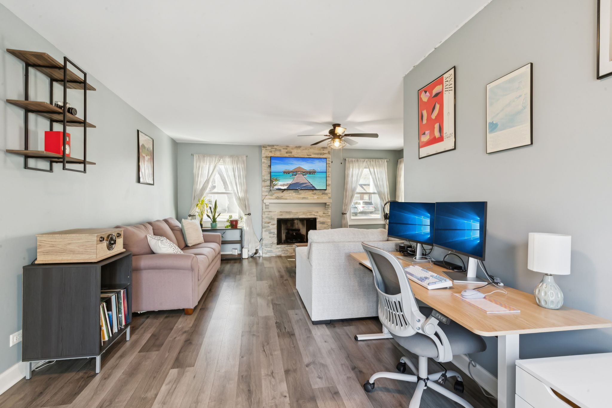 Stonehedge Dr-1902-011