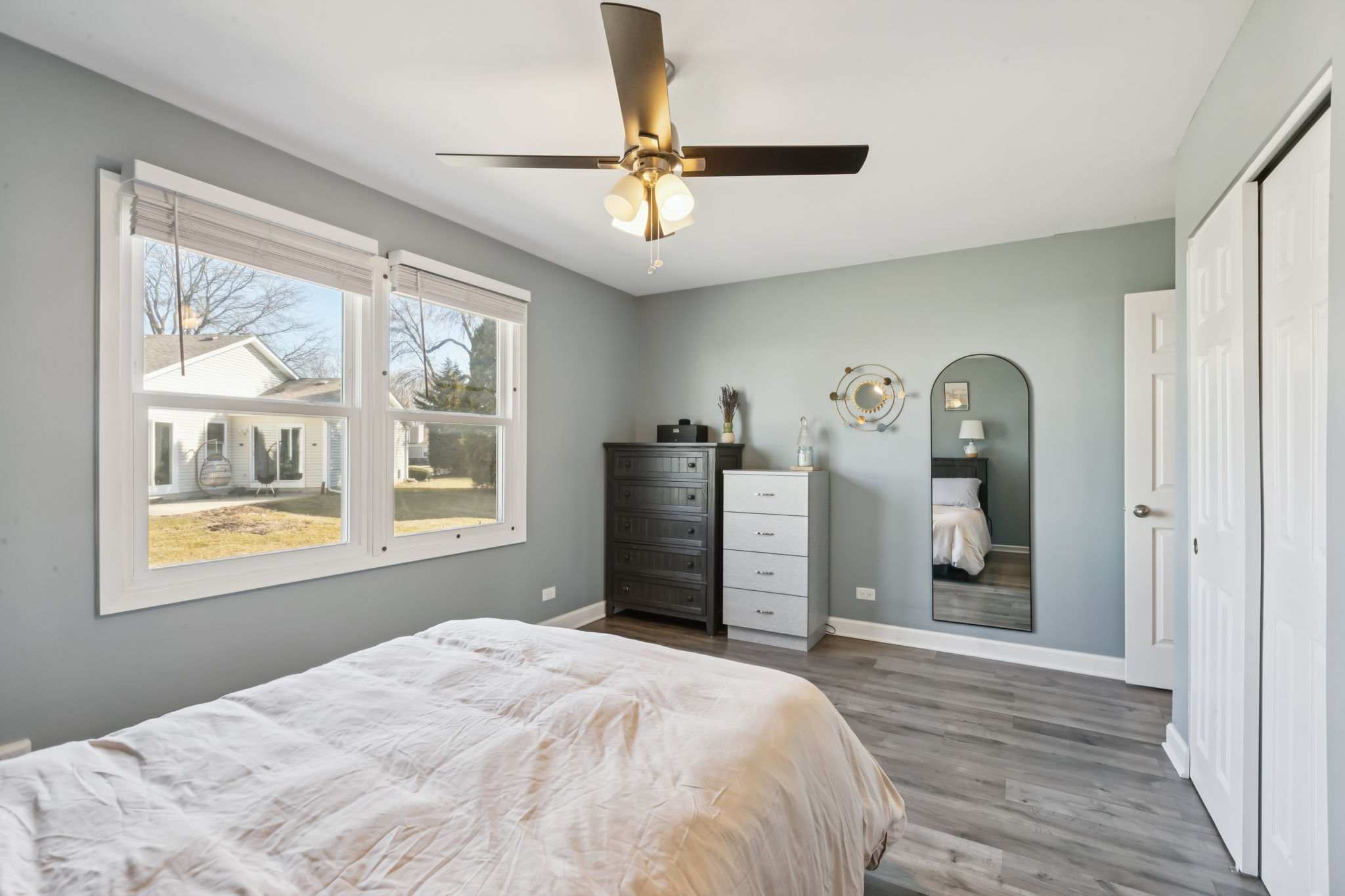 Stonehedge Dr-1902-024