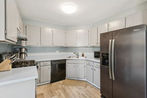 Stonehedge Dr-1902-019